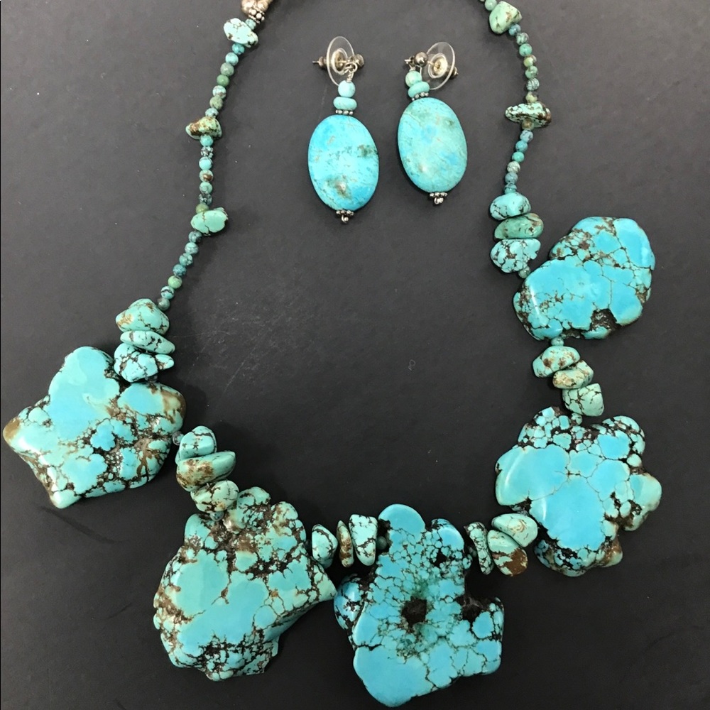 Turquoise Necklace with Matching Earrings